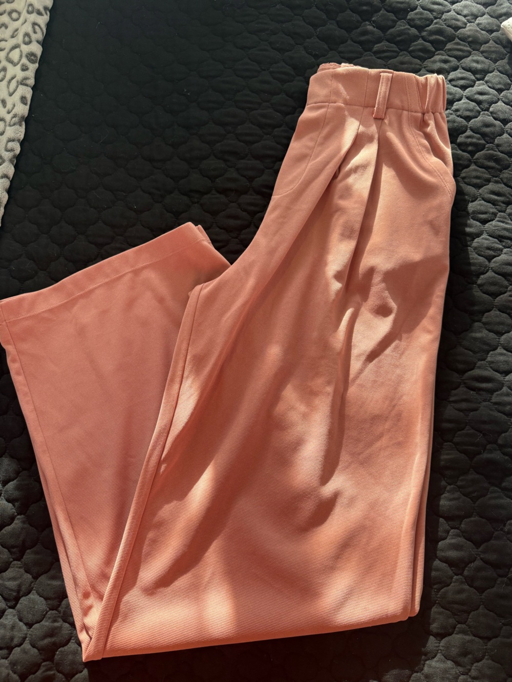 HALARA FLEX Rose Ribbed Wide Leg Pants